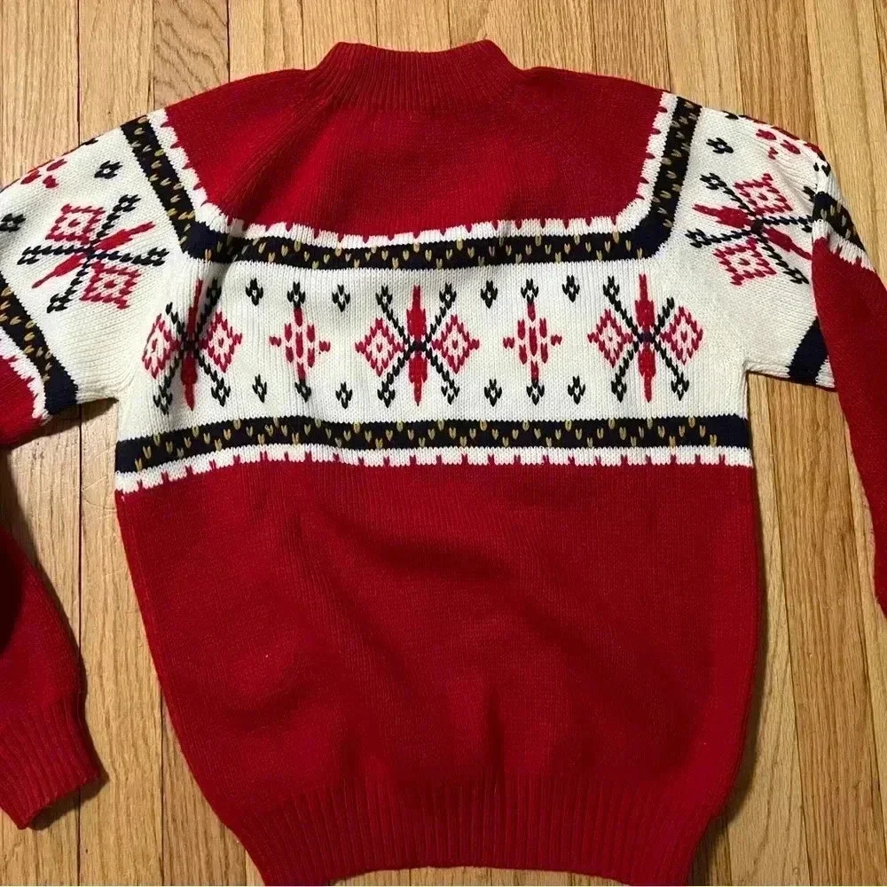 Vintage Sweater in red and white size small - Picture 9 of 9
